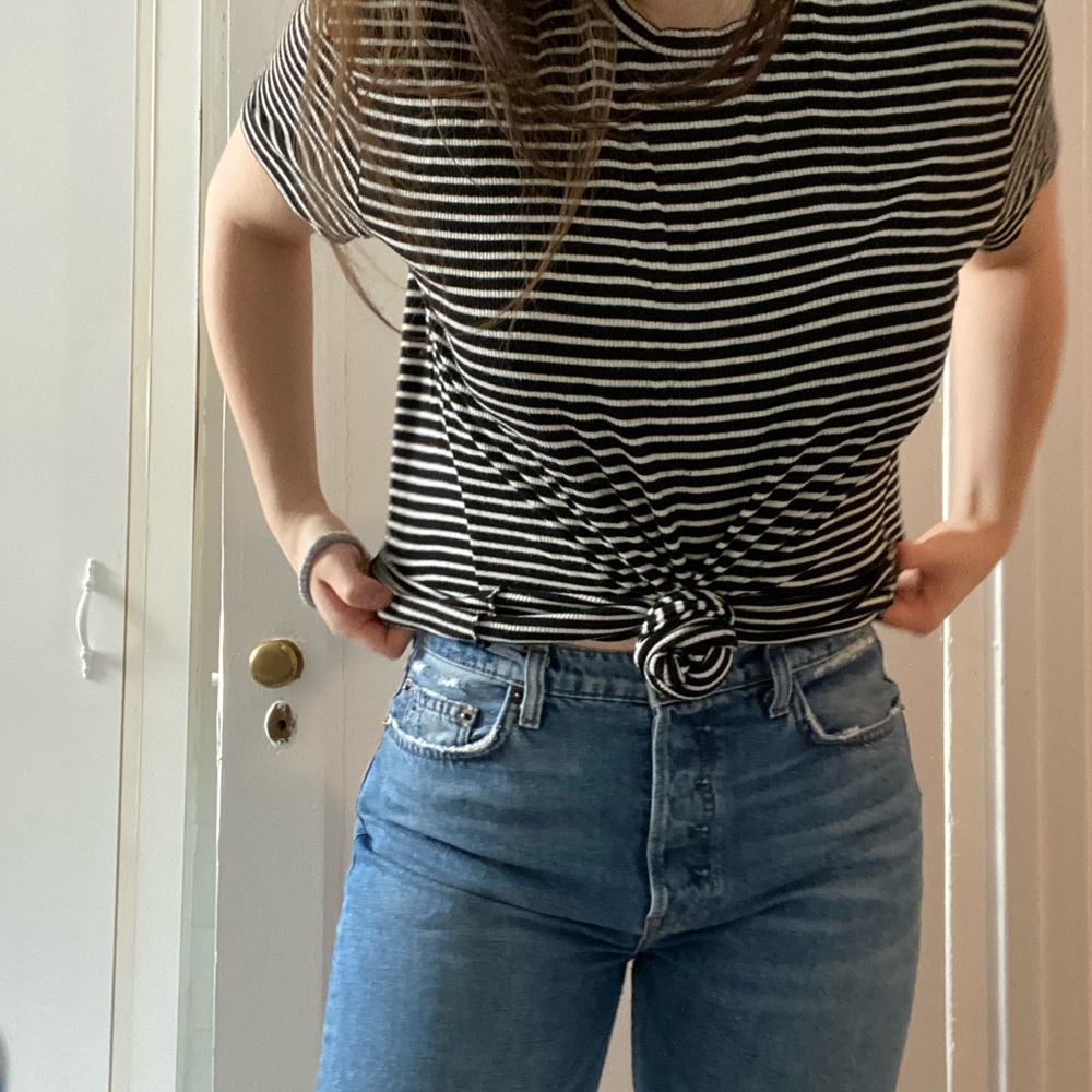 Brandy Melville t shirt